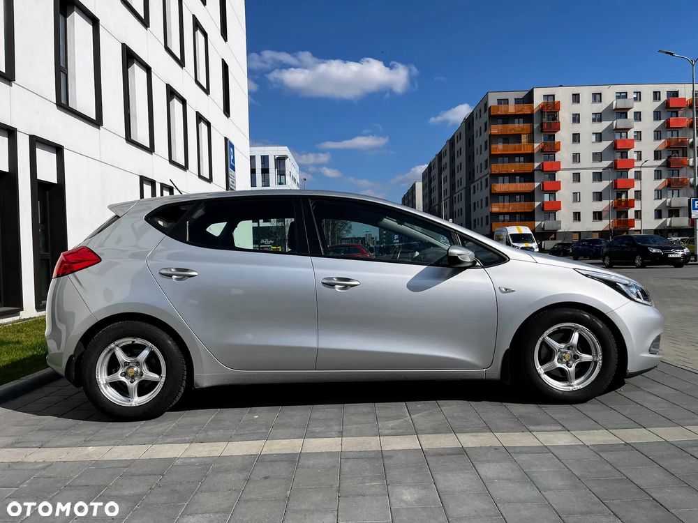 Kia Ceed 1.6 CRDi M - 6