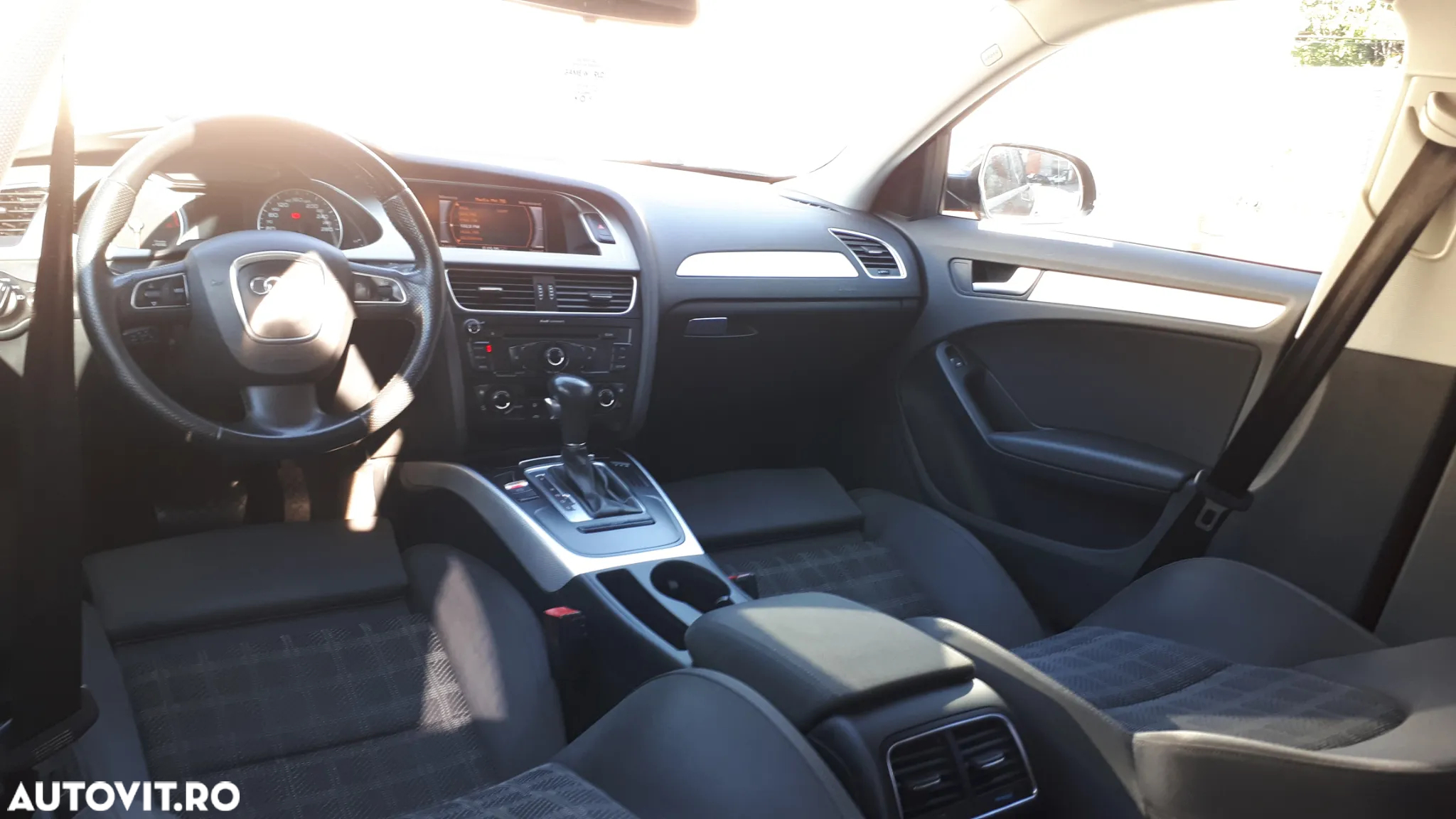 Audi A4 2.0 TDI Multitronic Avant - 23