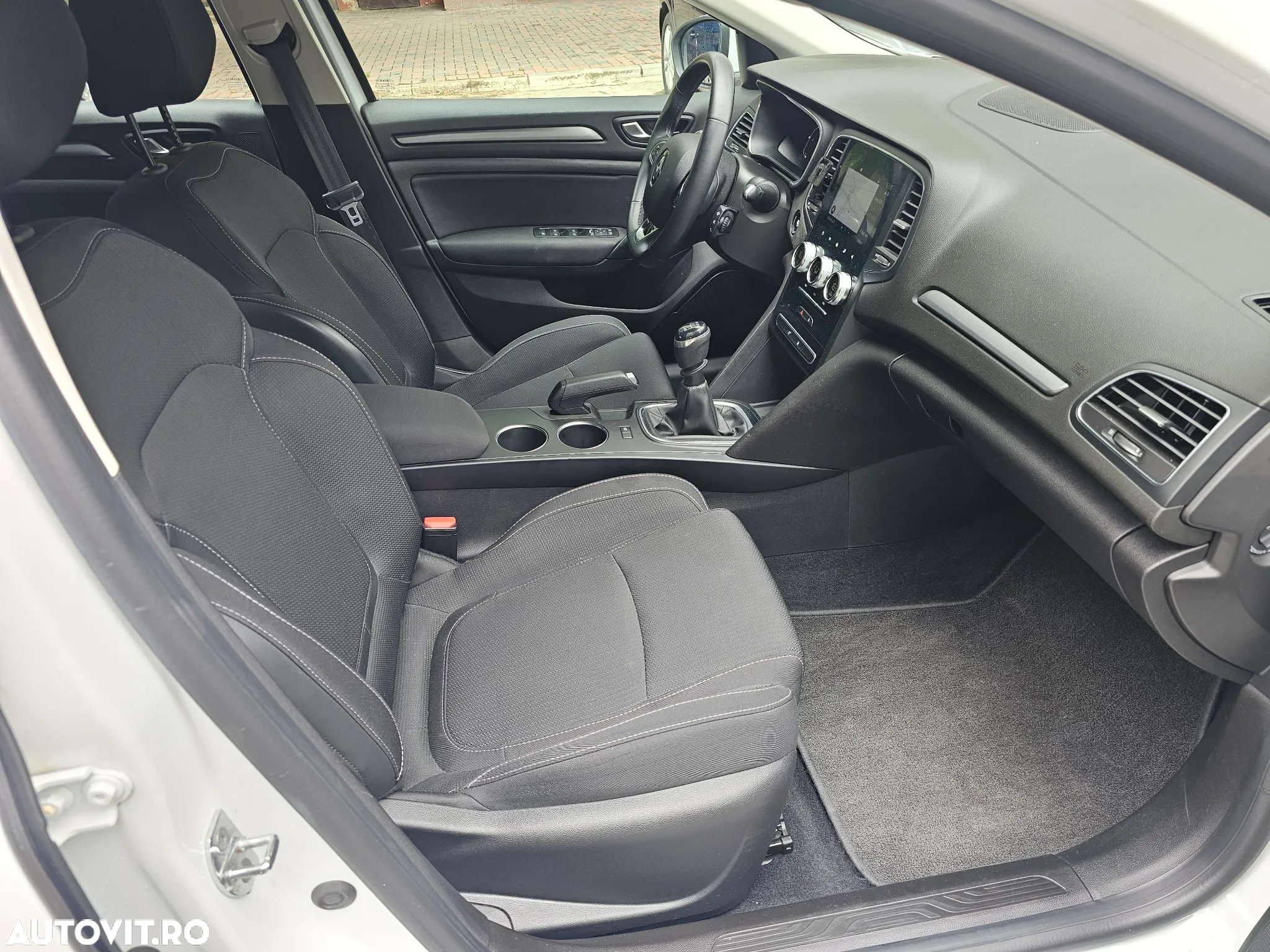 Renault Megane Blue dCi 116 Intens - 16