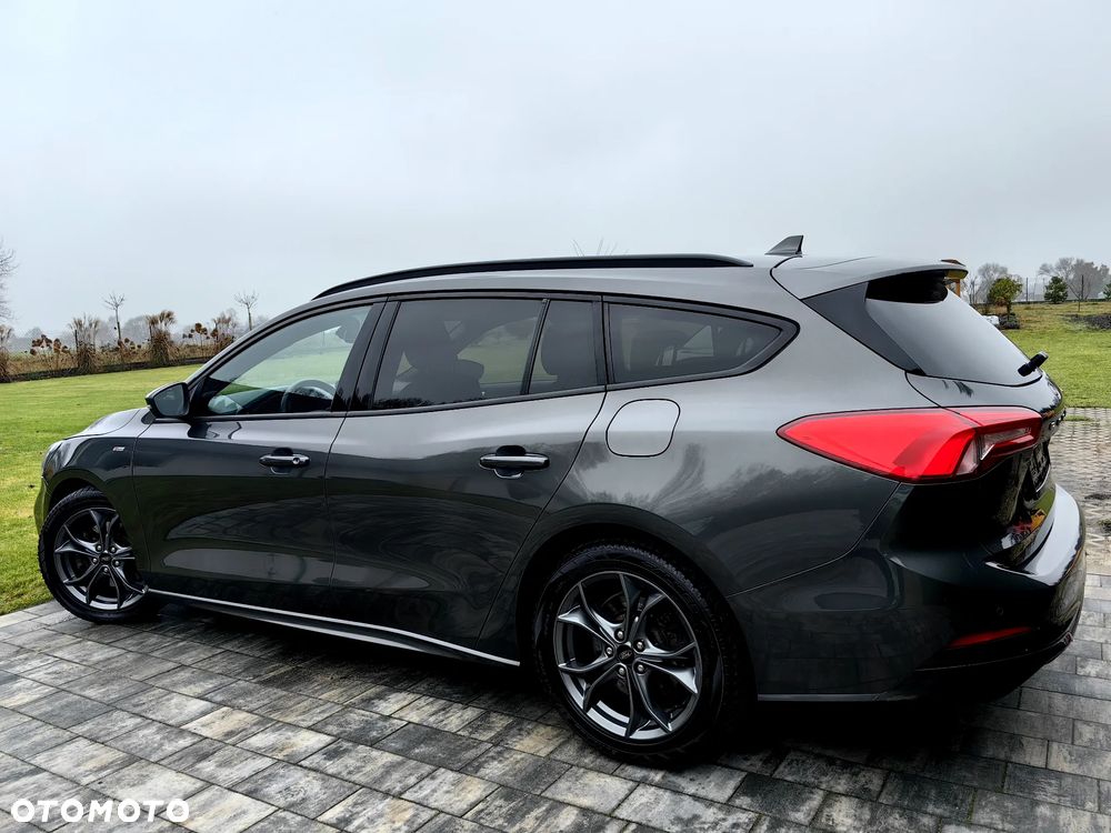 Ford Focus 1.5 EcoBlue Start-Stopp-System ST-LINE - 2