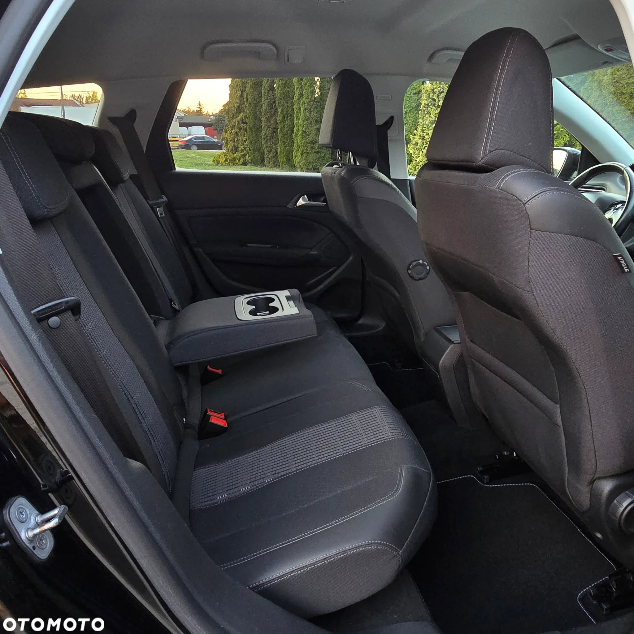 Peugeot 308 SW 1.2 PureTech GPF Active S&S EAT8 - 24