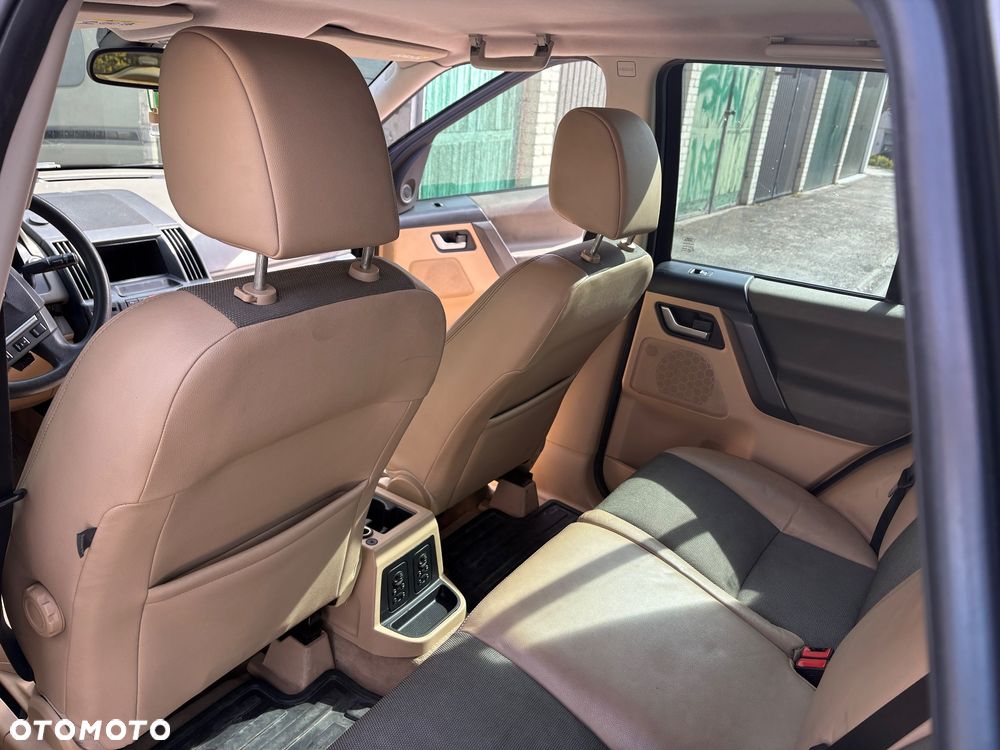 Land Rover Freelander TD4 SE - 6