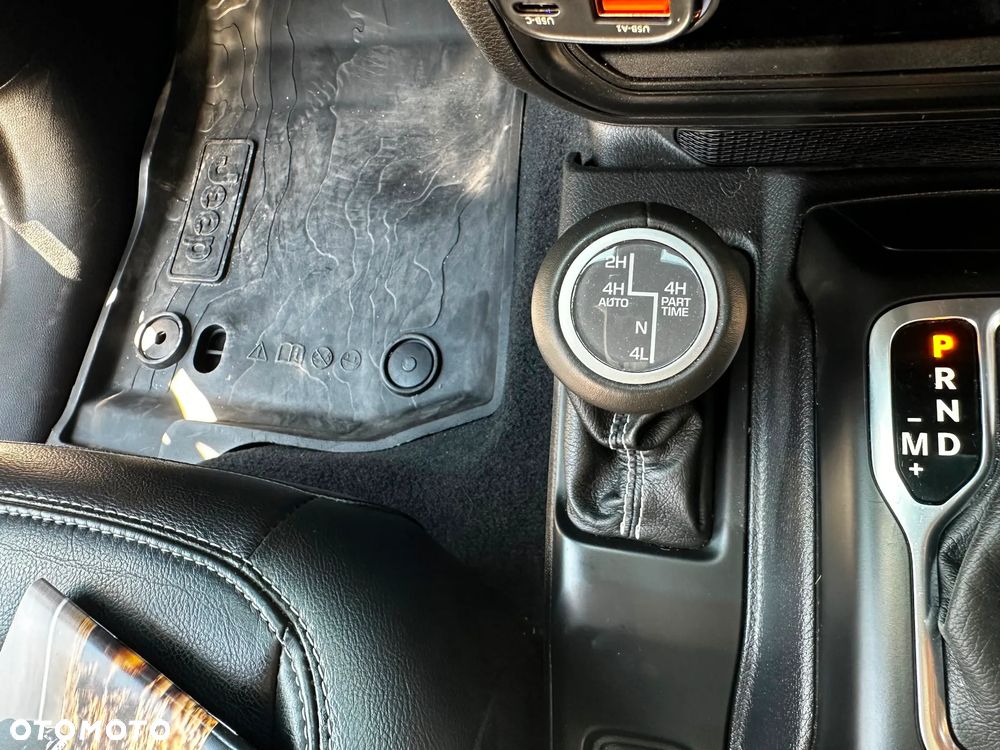 Jeep Wrangler Unlimited GME 2.0 Turbo 80th Anniversary - 28