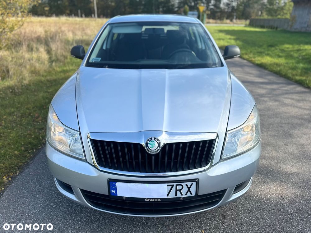 Skoda Octavia 2009 photo 3