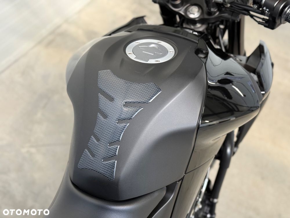 Yamaha MT - 21