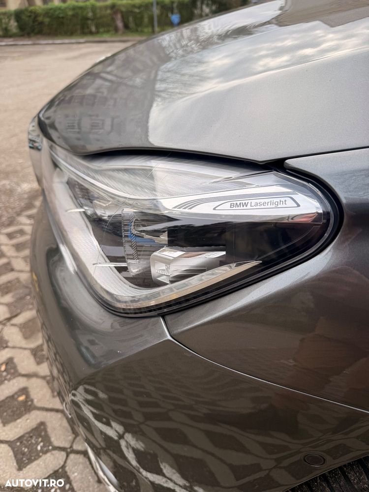 BMW Seria 7 740d xDrive - 14