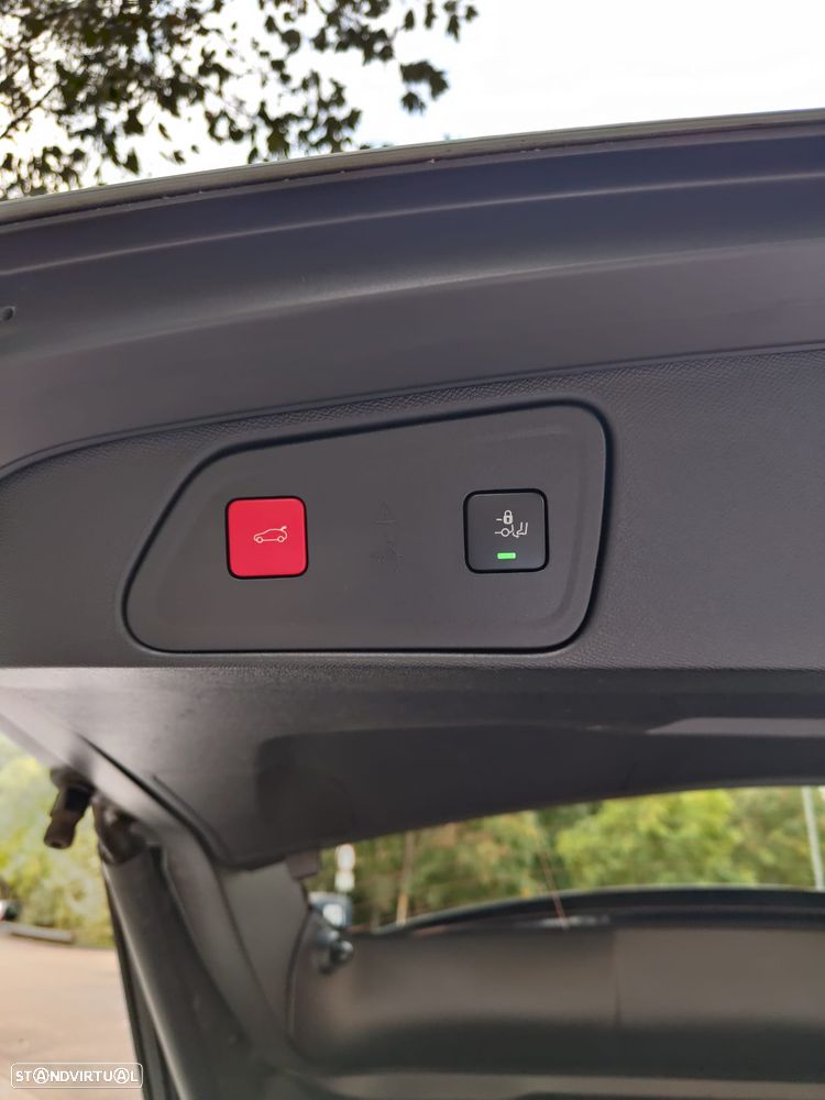 Peugeot 3008 1.5 BlueHDi GT Pack EAT8 - 31