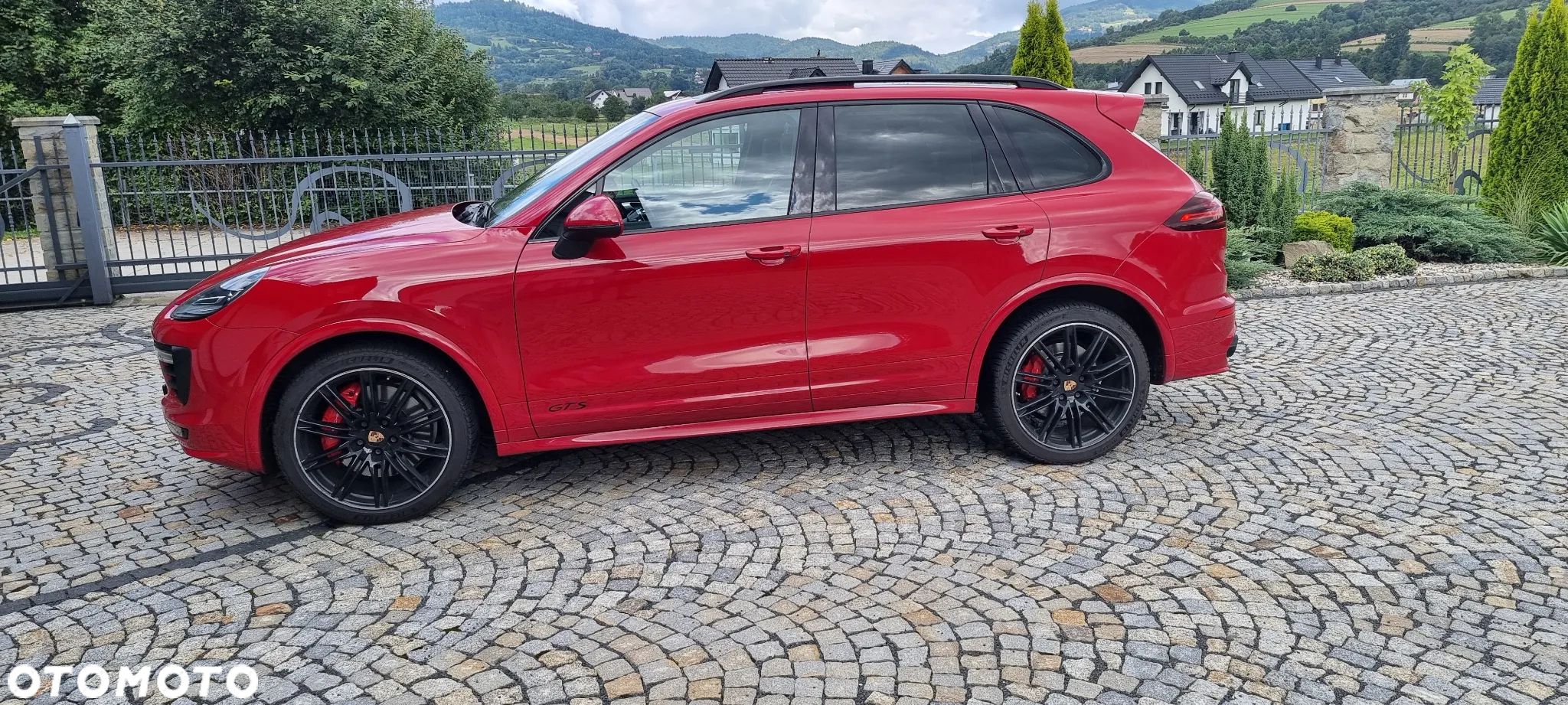 Porsche Cayenne GTS - 1