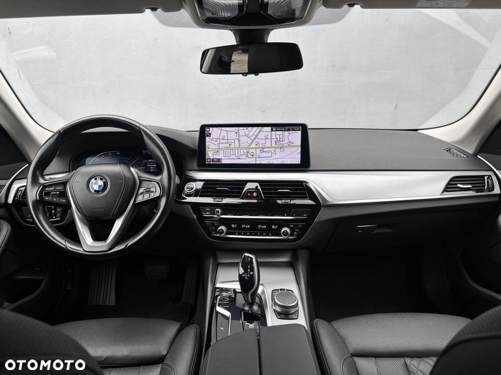 BMW Seria 5 - 17