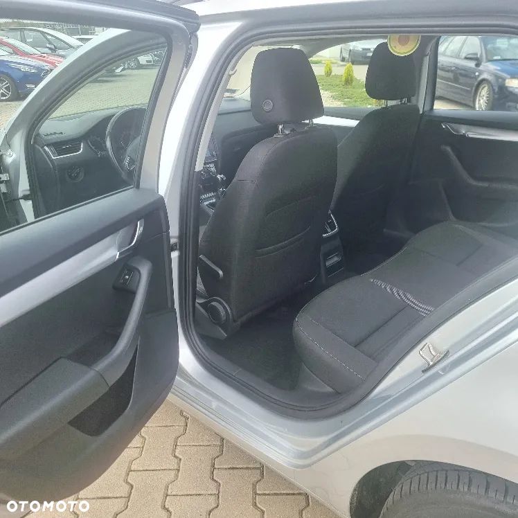 Skoda Octavia 1.6 TDI Ambition - 22