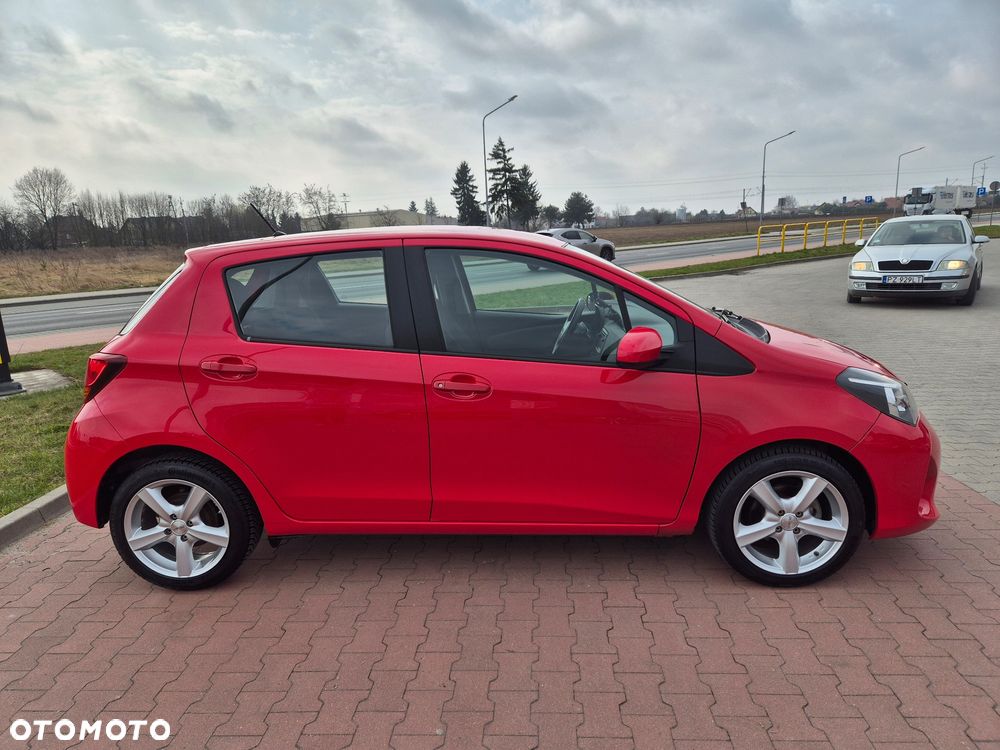 Toyota Yaris - 4