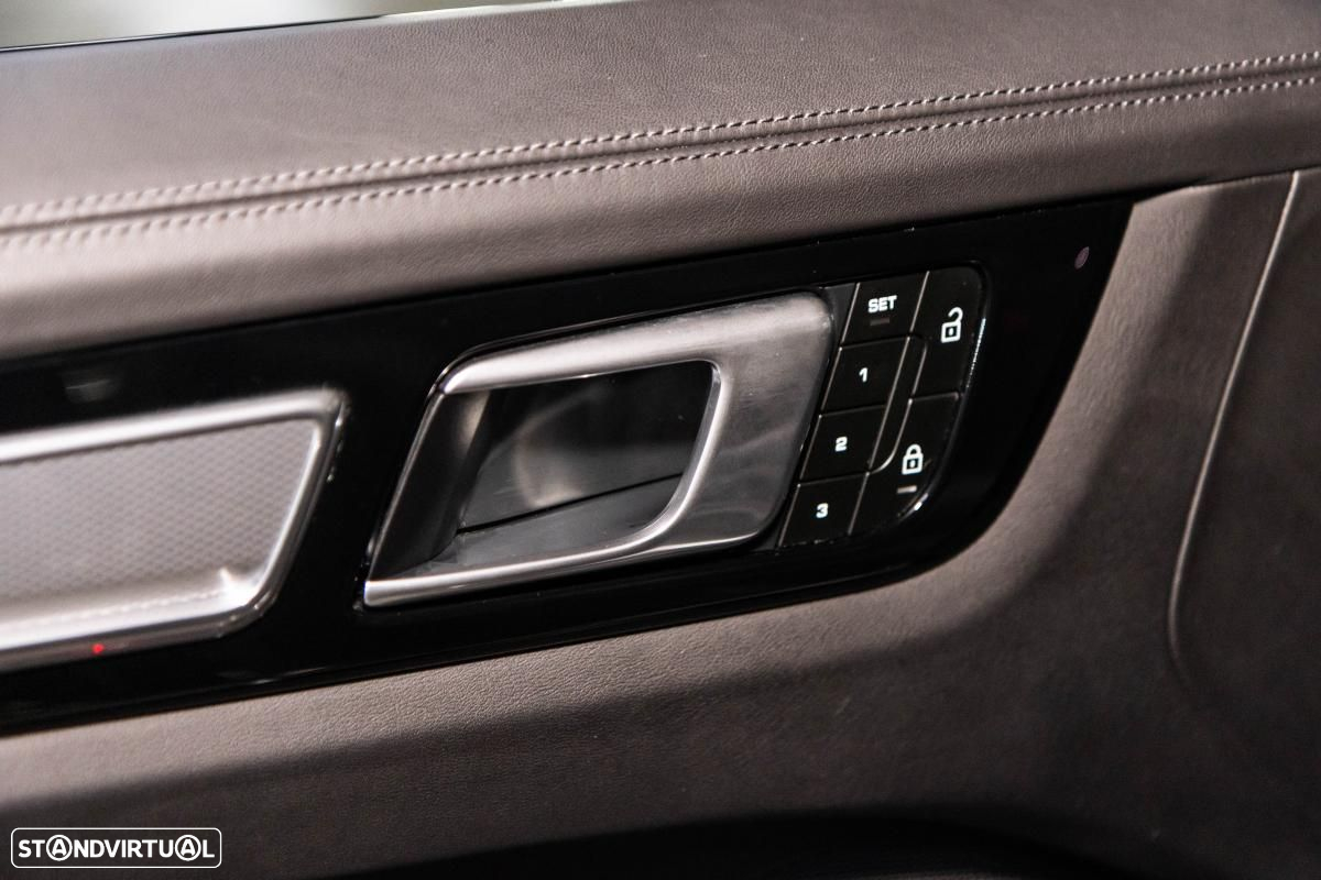 Porsche Cayenne E-Hybrid Tiptronic S Platinum Edition - 47