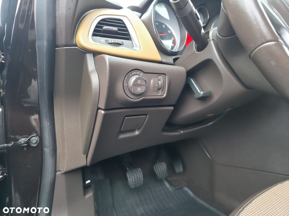 Opel Astra 1.4 Turbo Sport - 15
