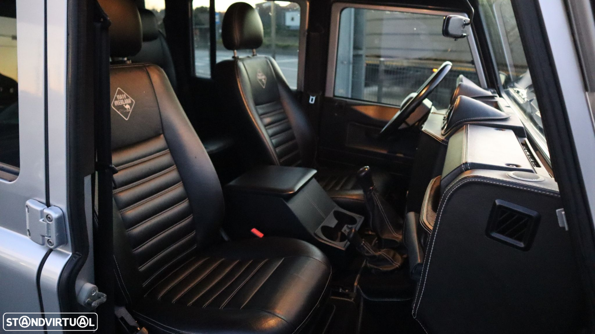 Land Rover Defender 110 CC 2.2 CRD E - 17