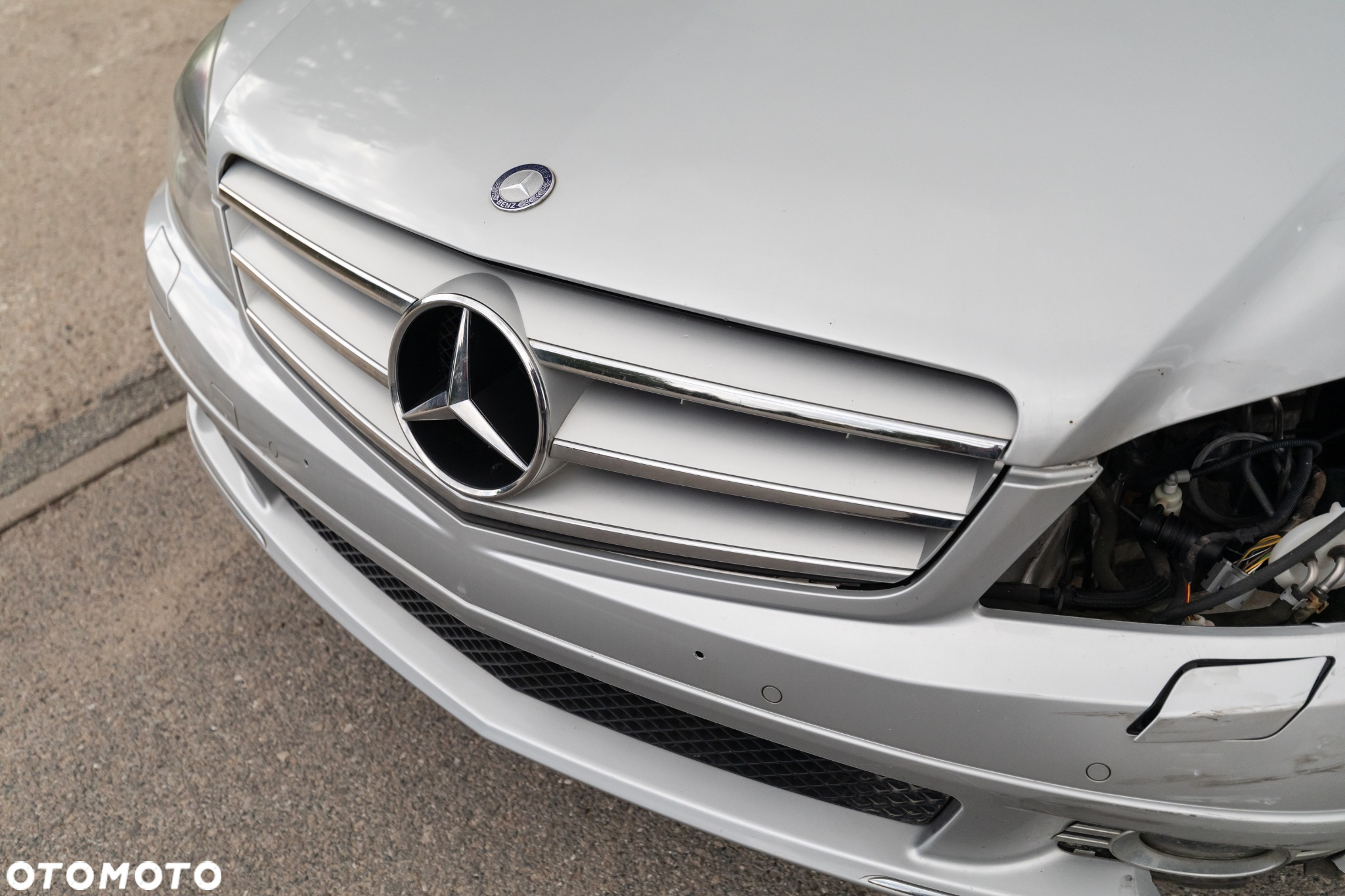 Mercedes-Benz Klasa C 220 T CDI DPF Automatik Avantgarde - 31