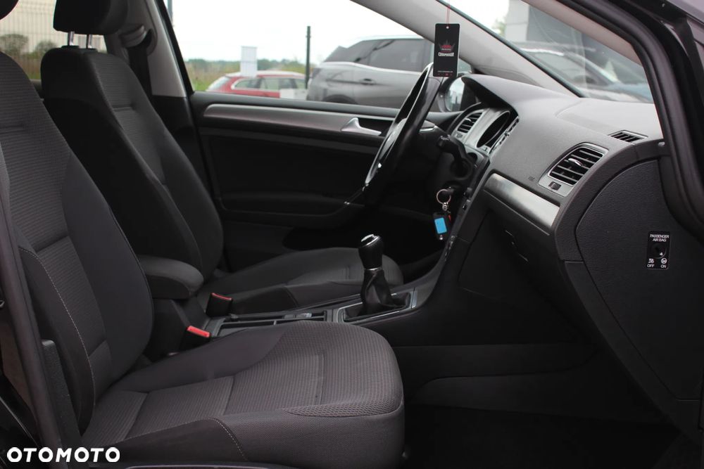 Volkswagen Golf 1.4 TSI BMT Comfortline - 21