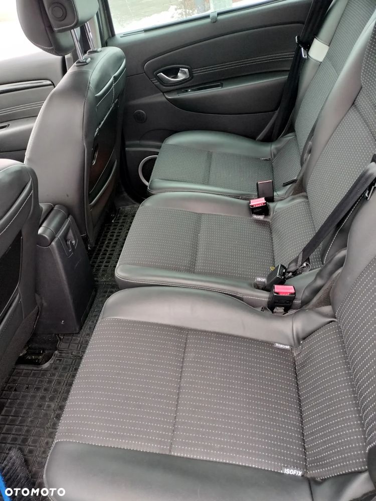 Renault Scenic TCe 130 Dynamique - 8