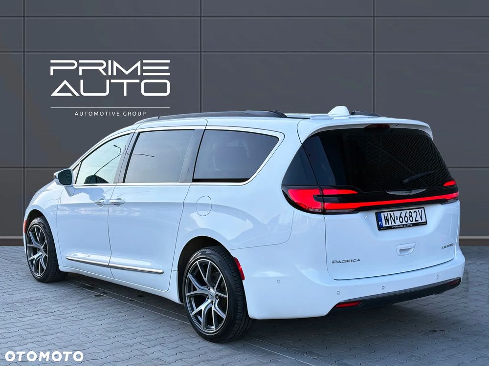 Chrysler Pacifica - 5