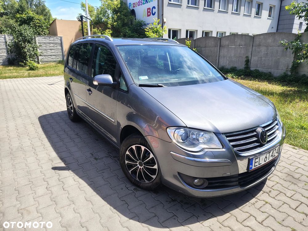 Volkswagen Touran 2.0 TDI Trendline - 1