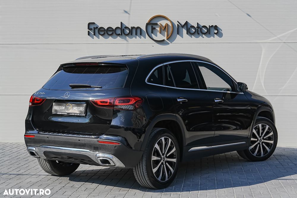 Mercedes-Benz GLA - 5