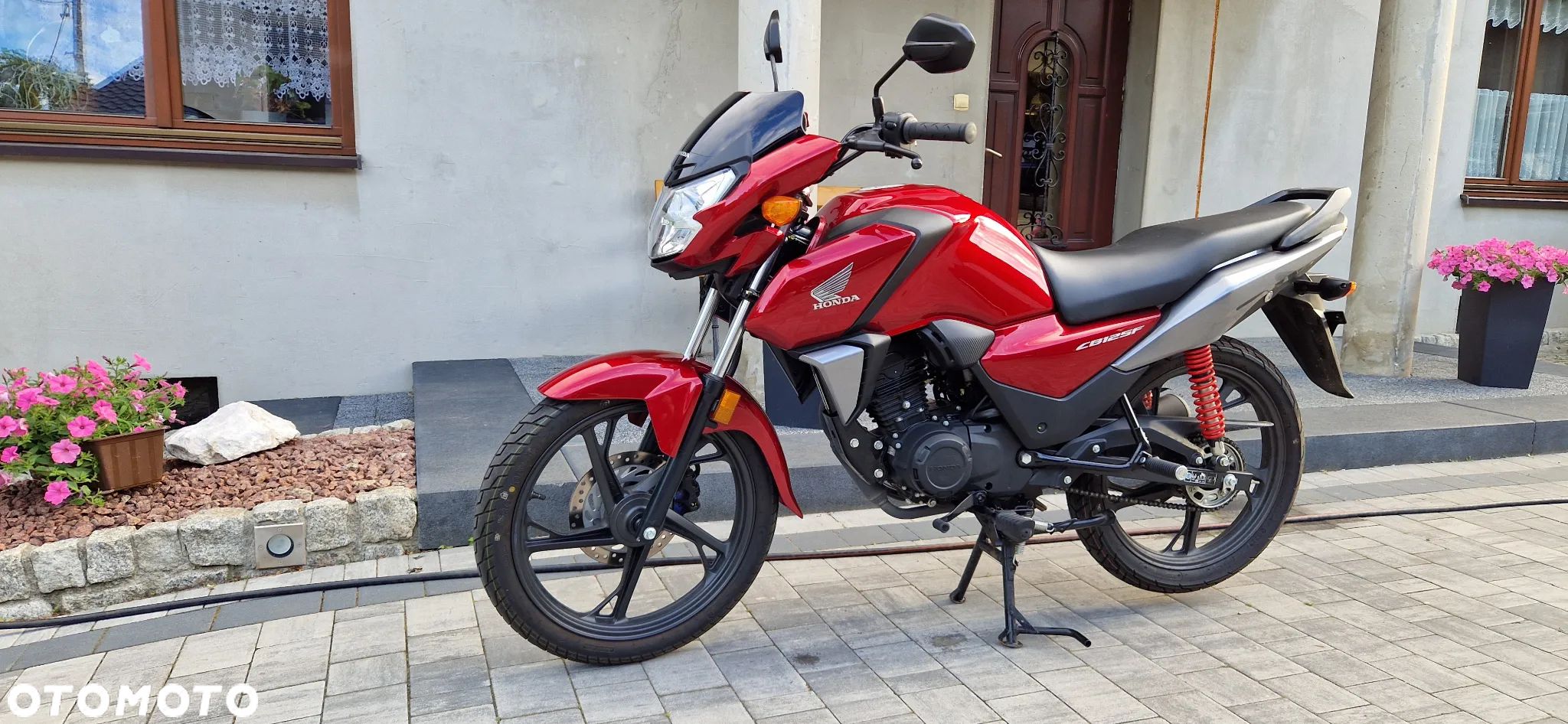 Honda CBF - 1