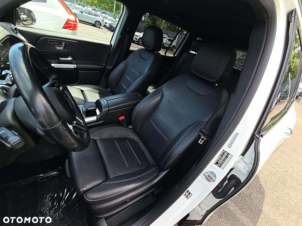 Mercedes-Benz GLB 250 4Matic 8G-DCT AMG Line - 6