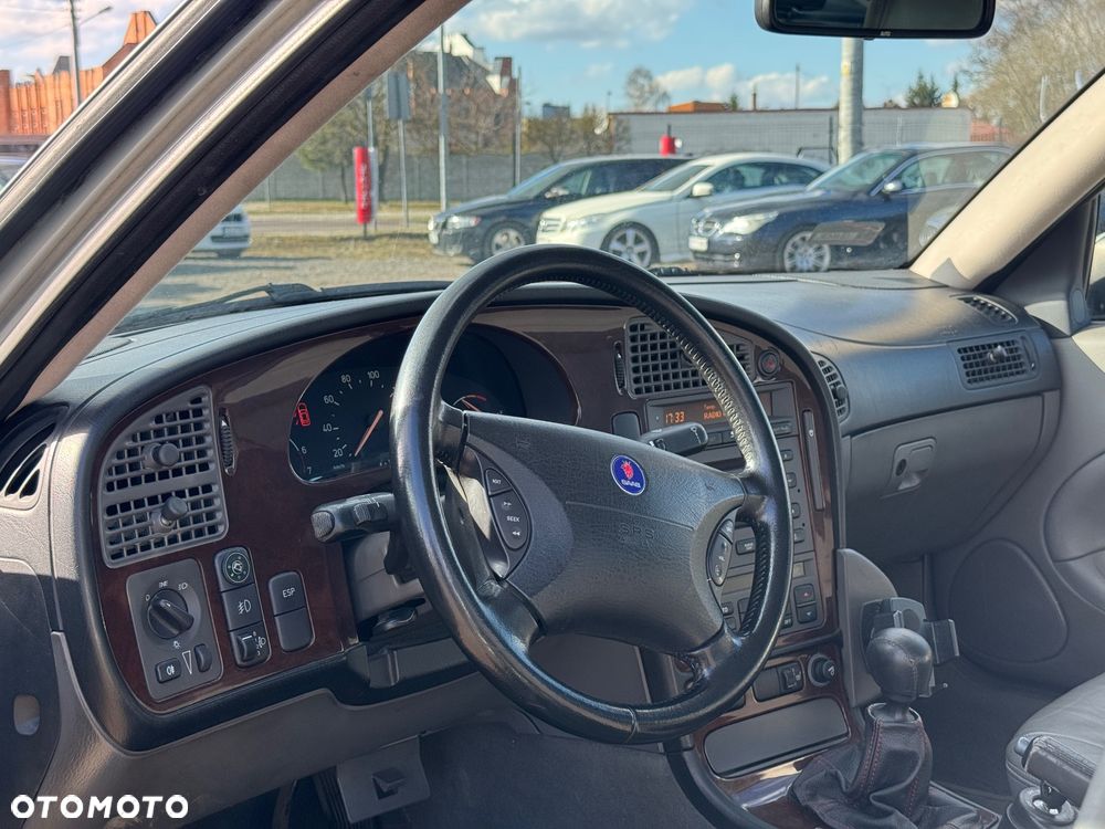 Saab 9-5 2.3T Linear Griffin Edition - 21