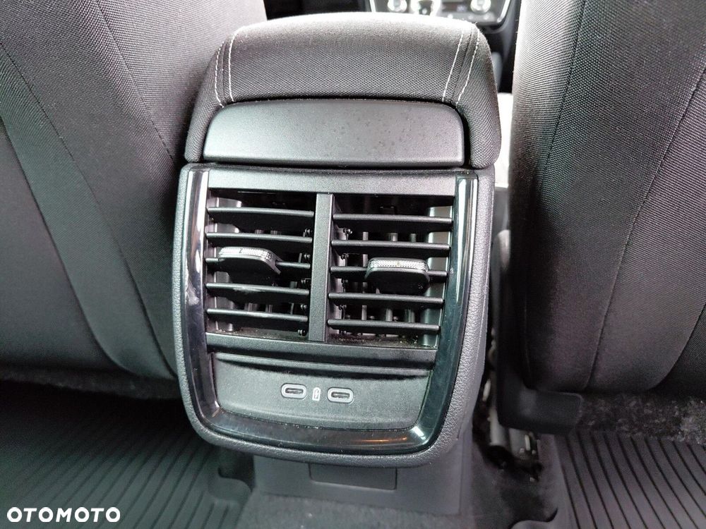 Skoda Kamiq 1.0 TSI Selection DSG - 14