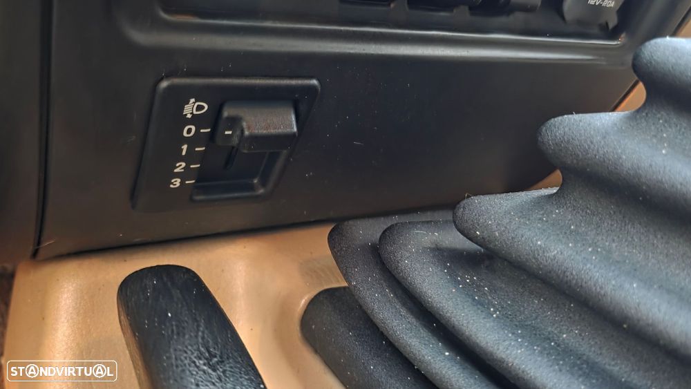 Jeep Cherokee 2.5 TD Sport Oficial - 24