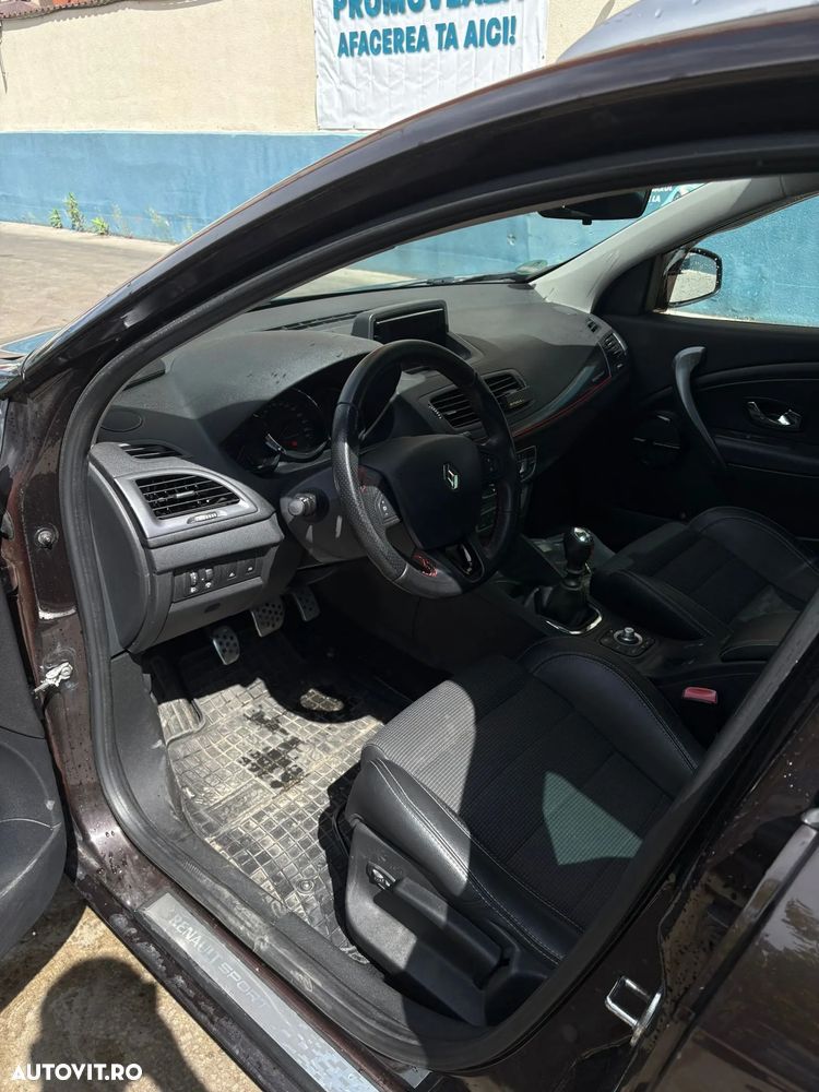 Renault Megane TCe 220 Start & Stop GTline 220 - 10