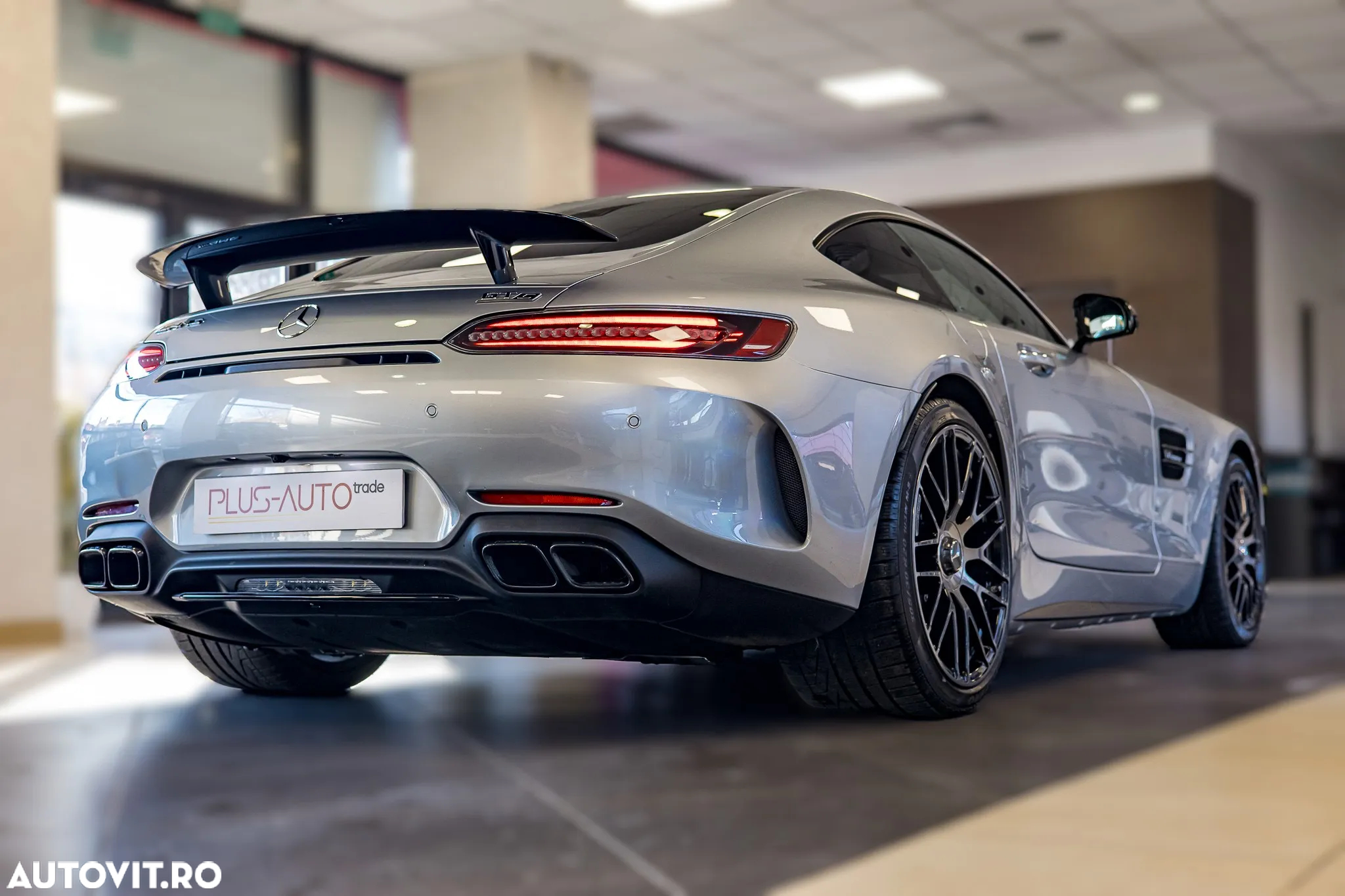 Mercedes-Benz AMG GT - 14