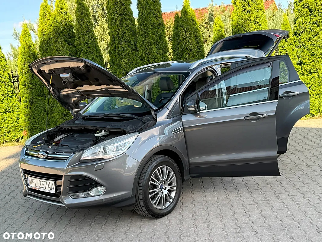 Ford Kuga 1.6 EcoBoost 2x4 Titanium - 38