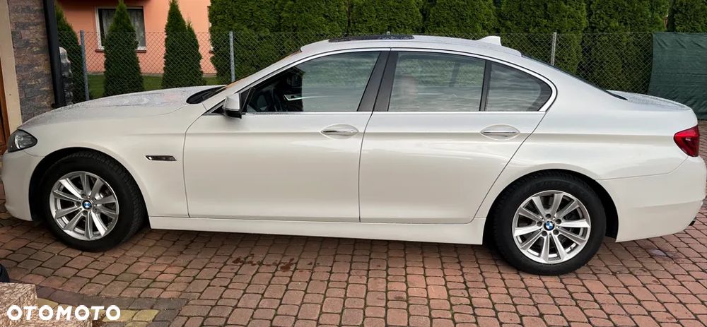 BMW Seria 5 528i - 21