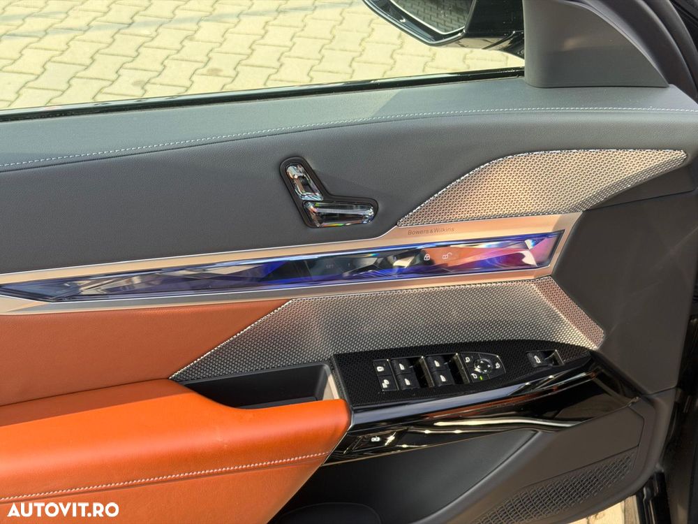 BMW i7 eDrive50 - 17