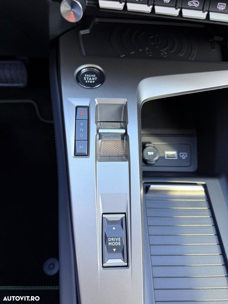 Peugeot 308 1.5L BlueHDI 130 S&S EAT8 Style - 24