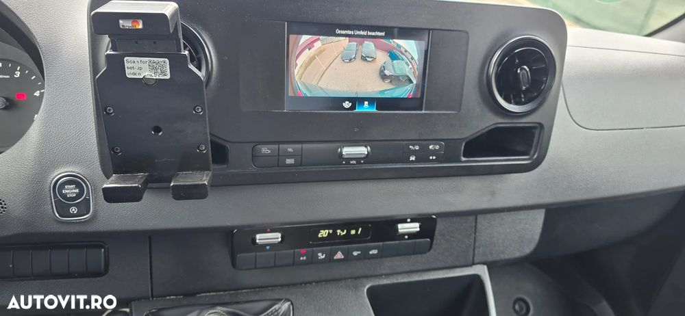 Mercedes-Benz Sprinter - 13