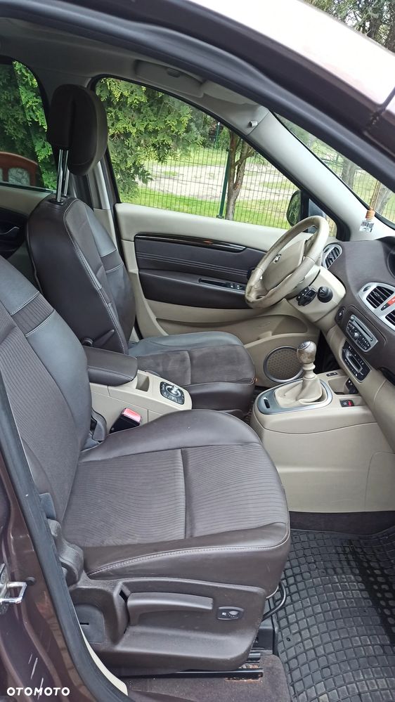Renault Scenic 1.4 16V TCE Privilege - 25