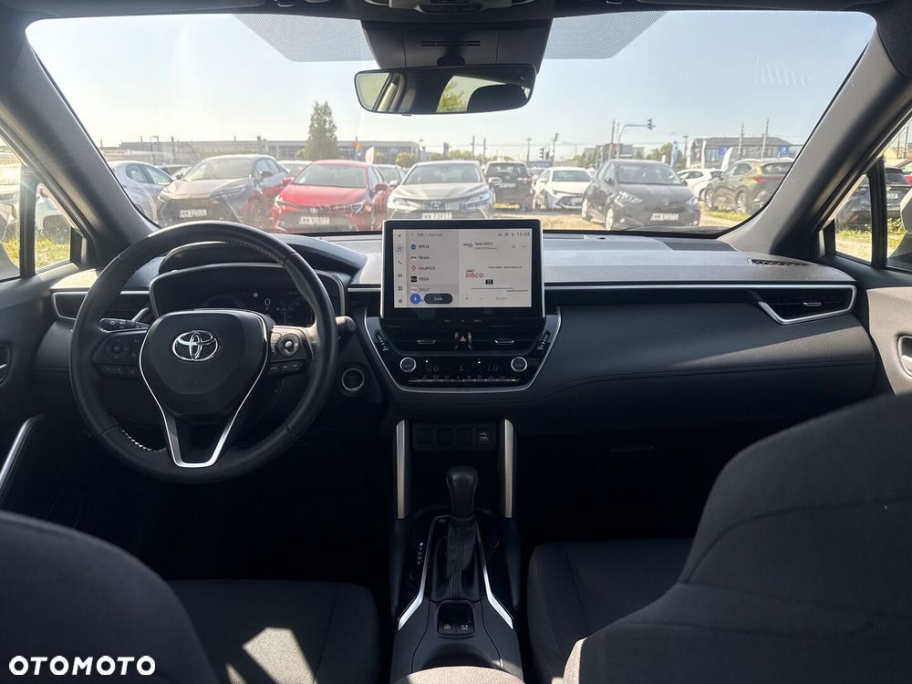 Toyota Corolla Cross 2.0 Hybrid Comfort - 12
