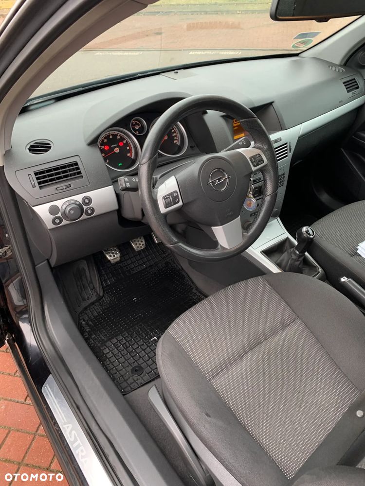 Opel Astra - 10