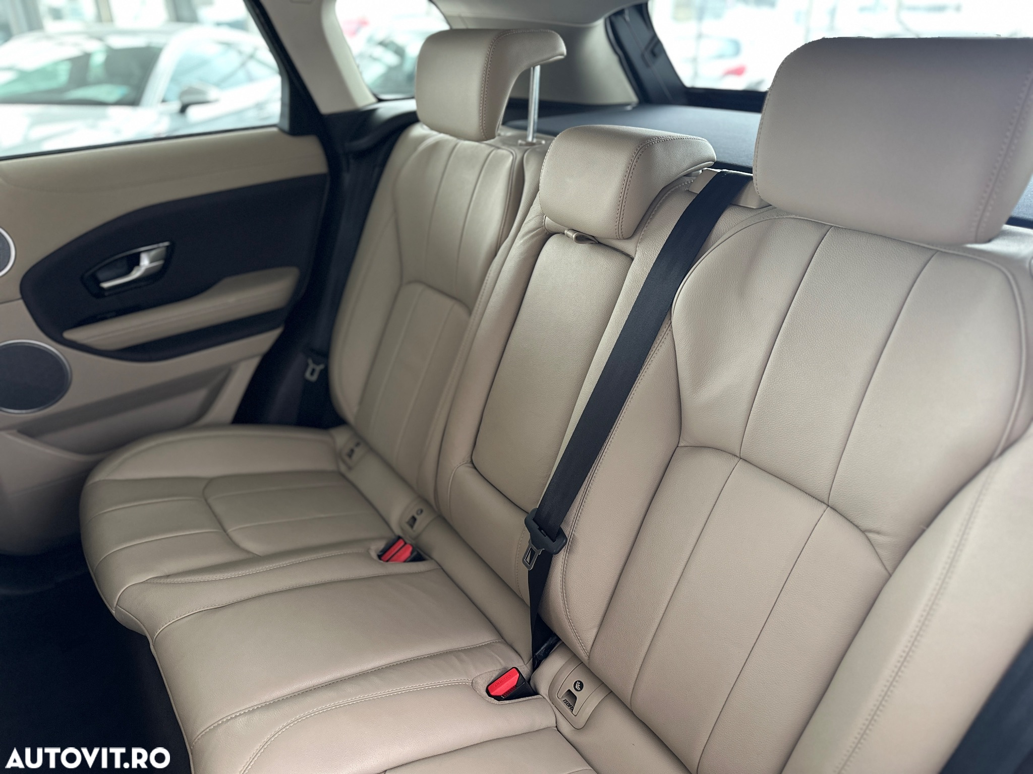 Land Rover Range Rover Evoque 2.0 D150 R-Dynamic - 35