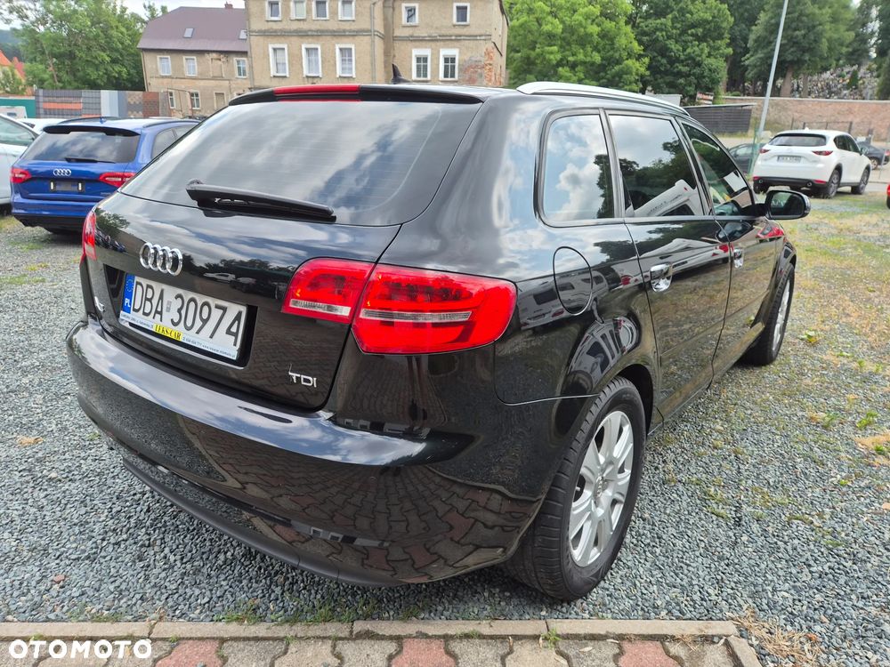 Audi A3 Sportback 2.0 TDI Attraction - 13