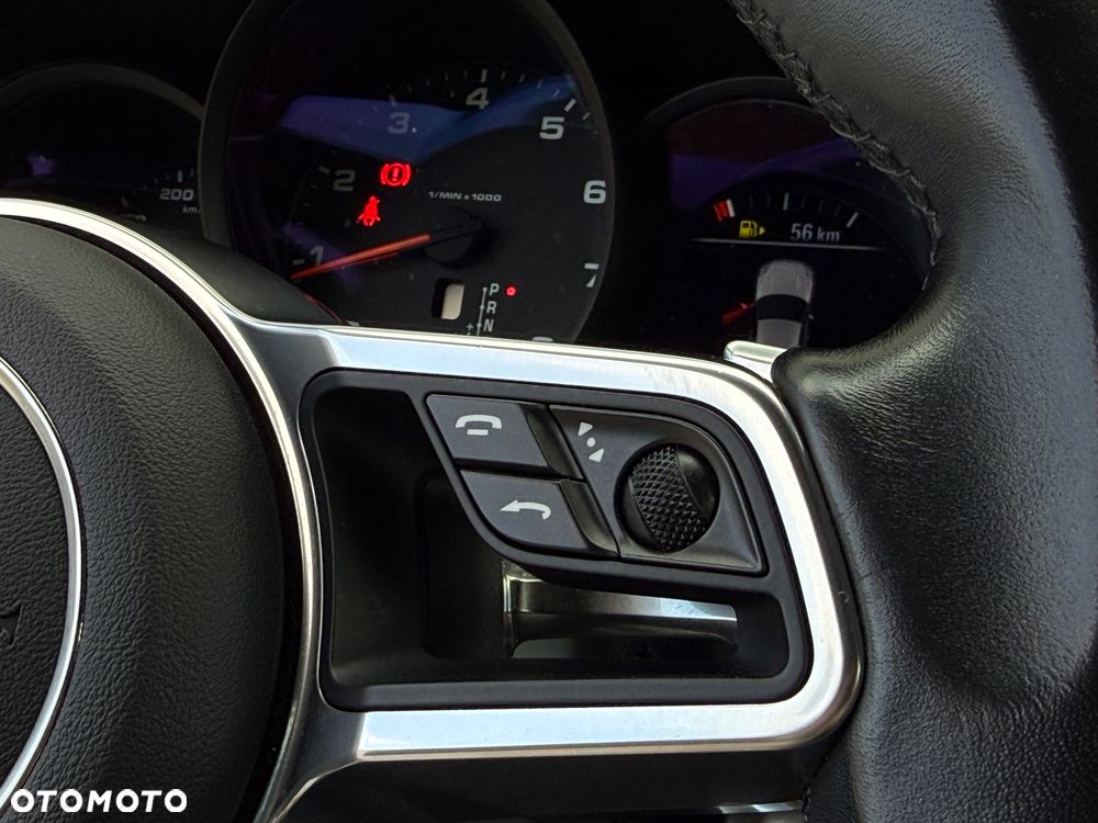 Porsche Macan - 11