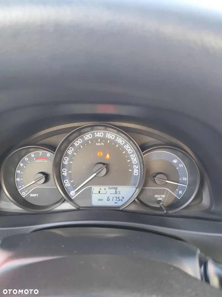 Toyota Auris 1.33 VVT-i Active - 9