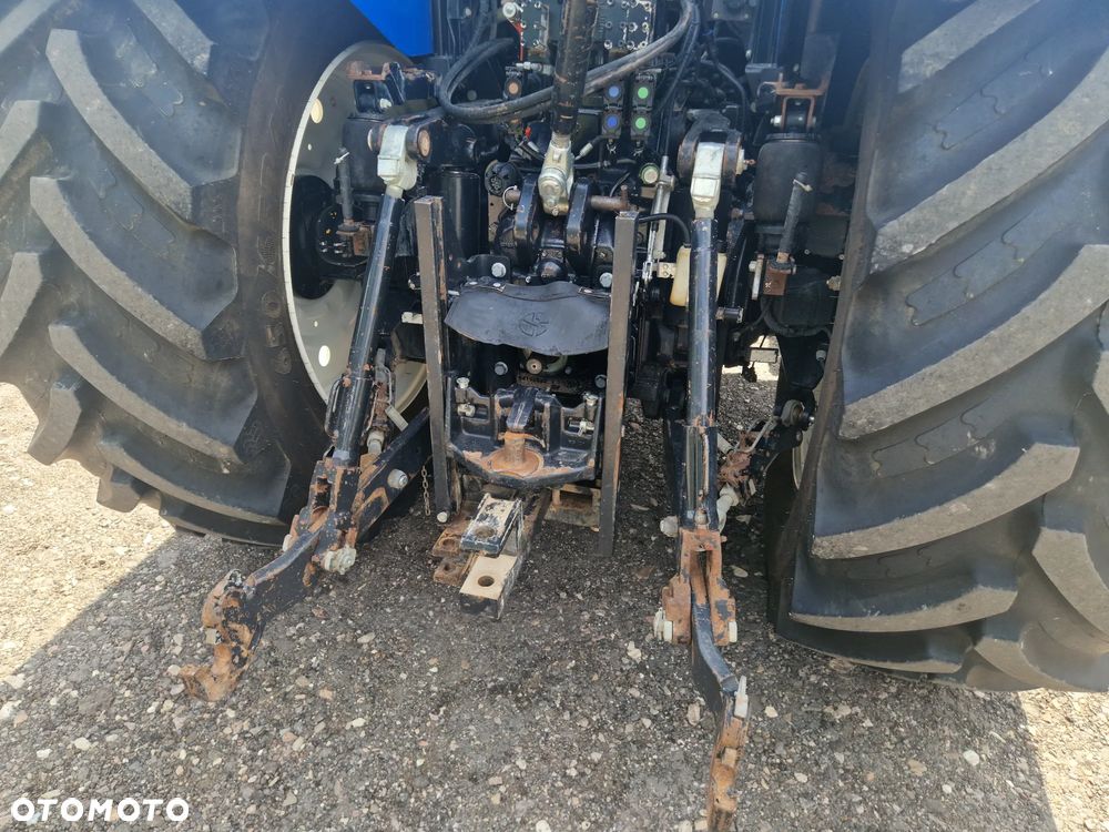 New Holland T7.245 AUTOCOMMAND PNEUMATYKA - 21