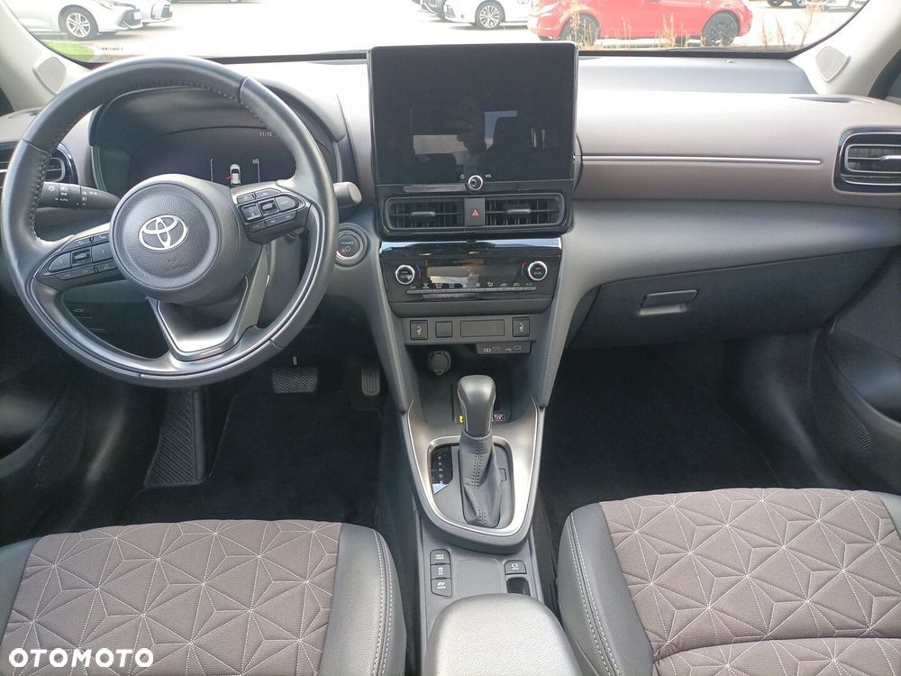 Toyota Yaris Cross Hybrid 1.5 Executive - 10