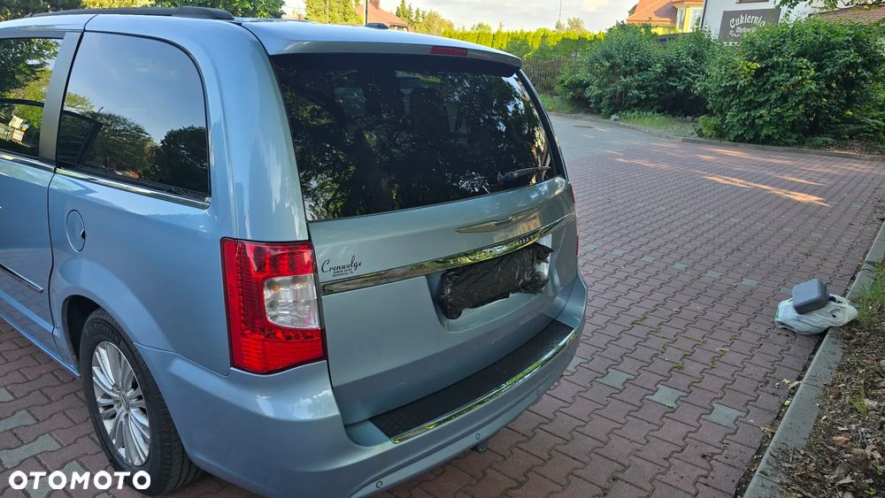 Chrysler Town & Country 3.6 Limited - 5