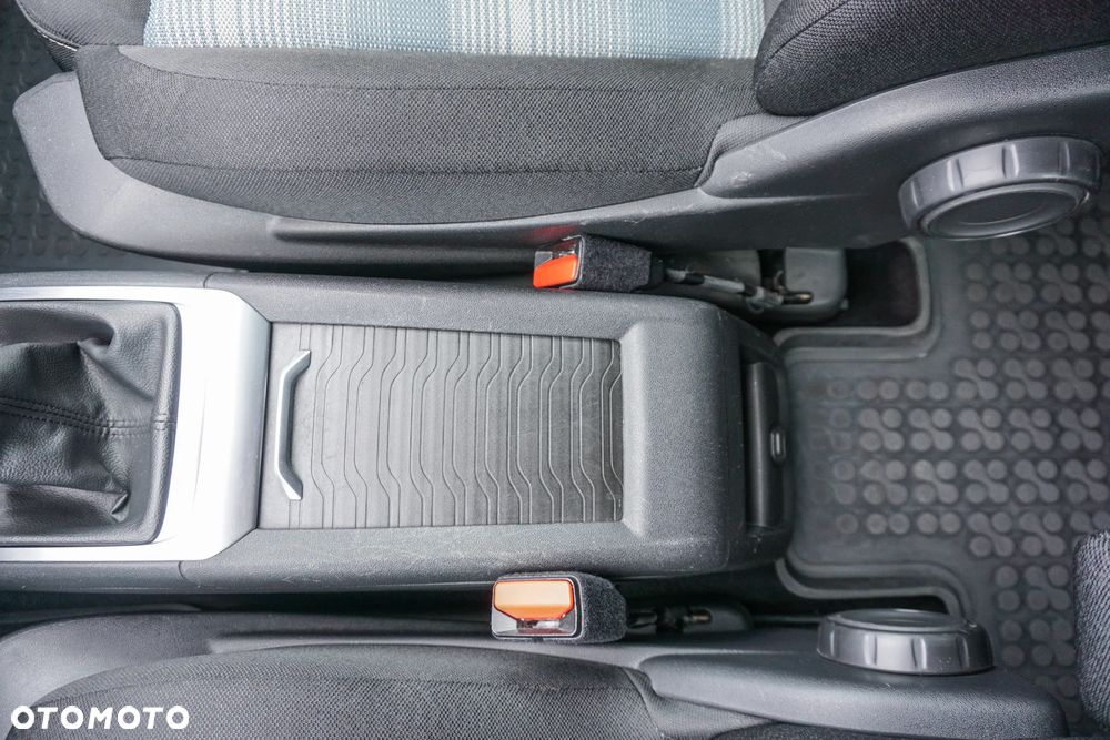 Citroën C4 SpaceTourer 1.2 PureTech Feel S&S - 21