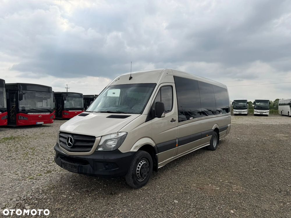 Mercedes-Benz Sprinter 519 - 12