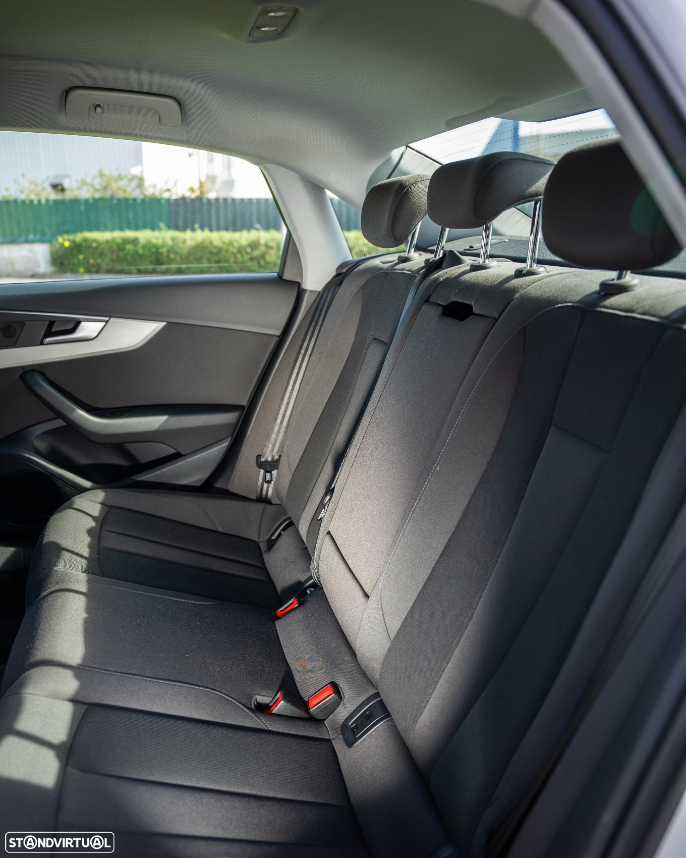 Audi A4 40 TFSI S tronic advanced - 36