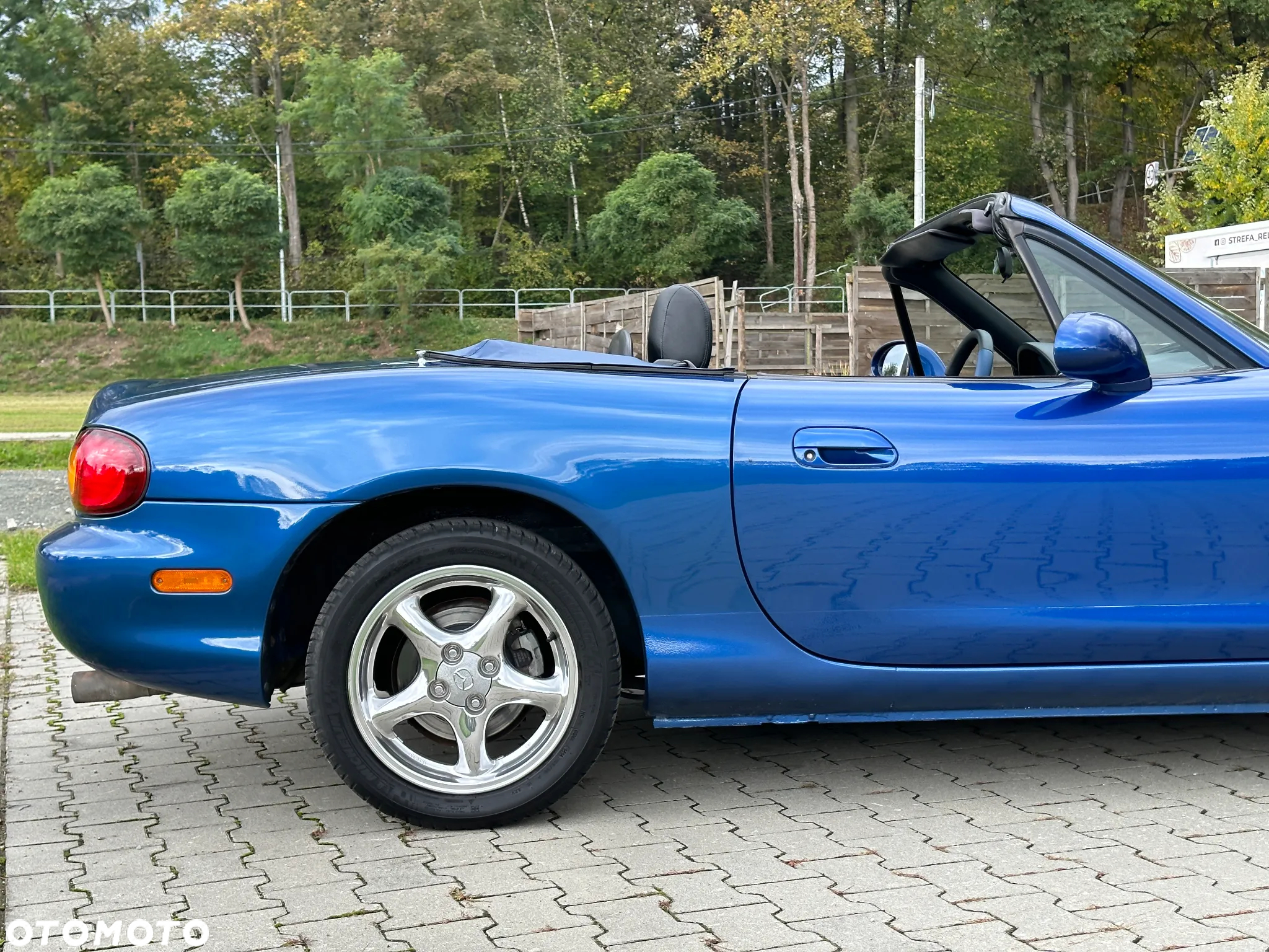 Mazda MX-5 1.9 16V - 16